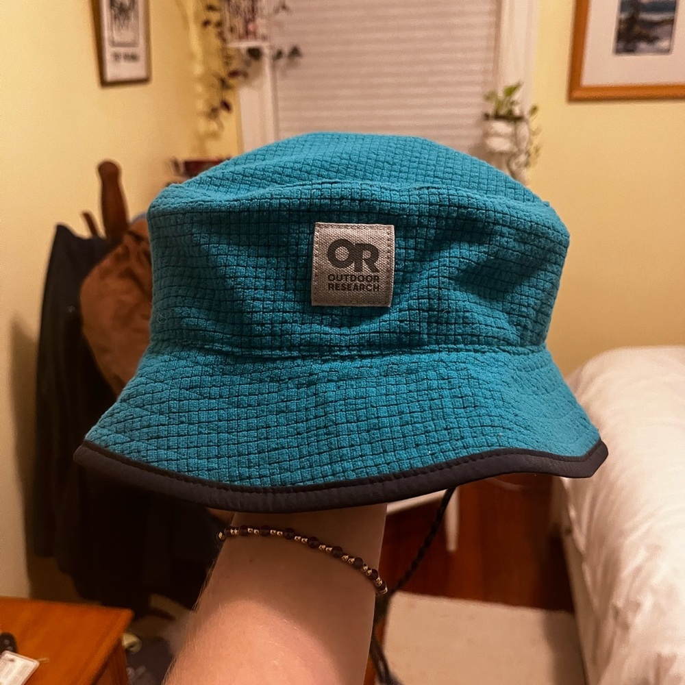 NWOT Outdoor Research waffle bucket hat